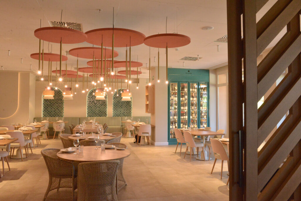 Vinoteca a medida en Moraira